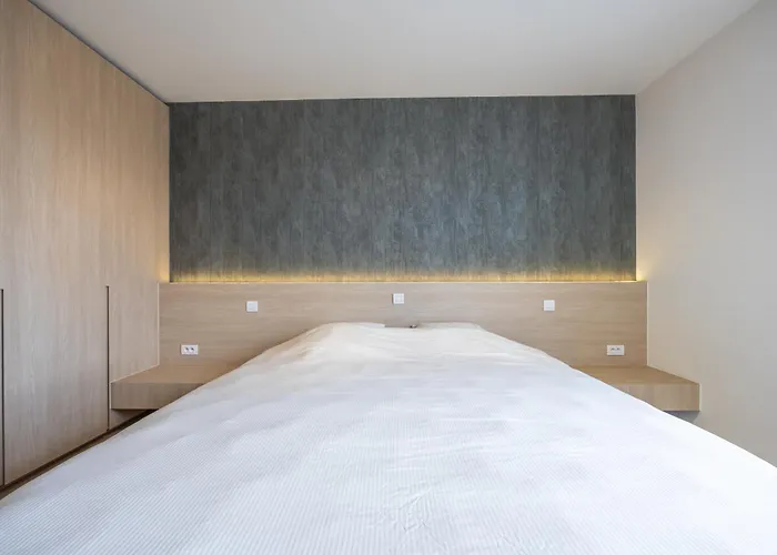 Lecomte - The Shoreline Collection 110 Apartment *