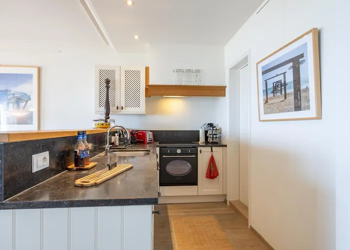 公寓 Lecomte - The Shoreline Collection 110 *